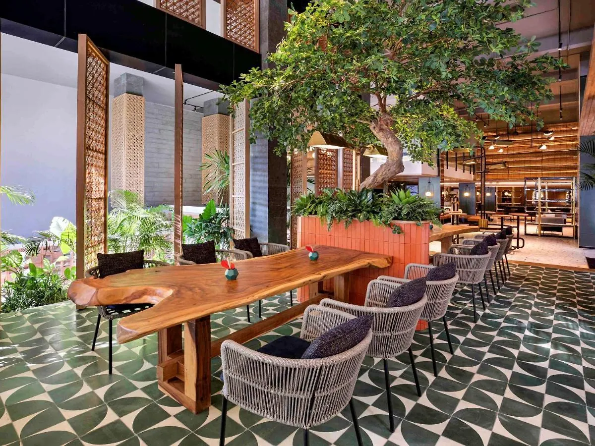 Hotel Tribe Bali Kuta Beach
